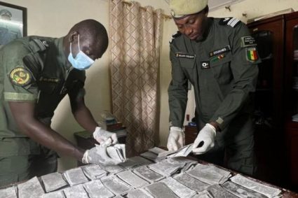 Saisie Historique : 5 Milliards de Billets Noirs Interceptés par la Douane Sénégalaise